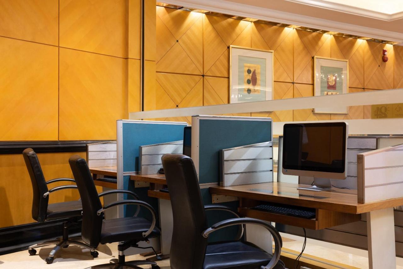 Crowne Plaza Hotel & Suites Landmark Shenzhen By Ihg - Nearby Luohu Border, Indoor Heated Swimming Pool, Complimentary Welcome Drink Exterior foto