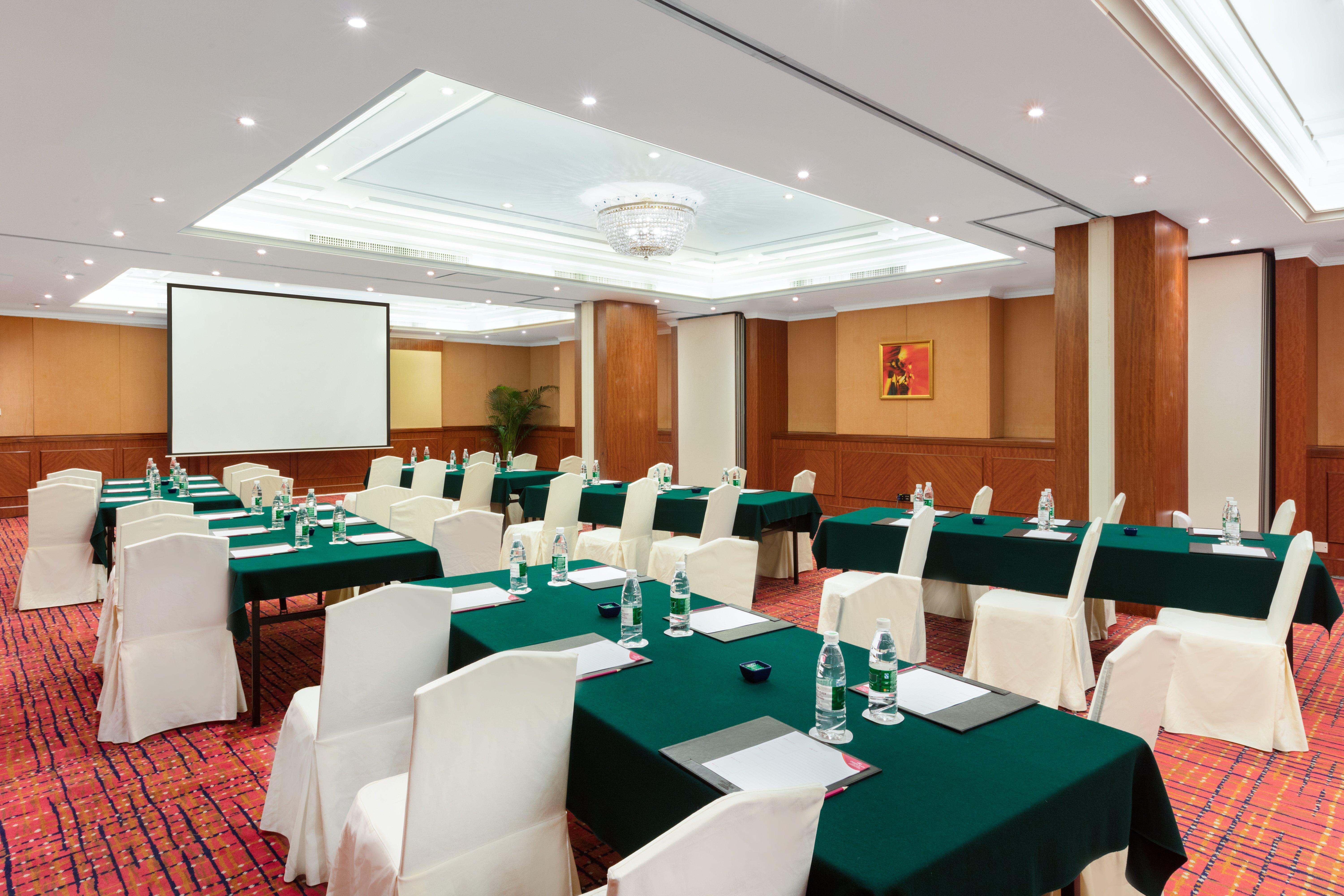 Crowne Plaza Hotel & Suites Landmark Shenzhen By Ihg - Nearby Luohu Border, Indoor Heated Swimming Pool, Complimentary Welcome Drink Exterior foto